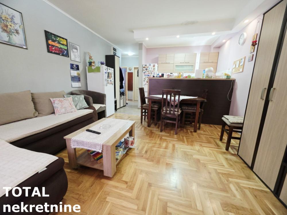Slika 1 - Stan,NOVI SAD,ADICE,kv: 57.00, € 120000, ID: 1101872