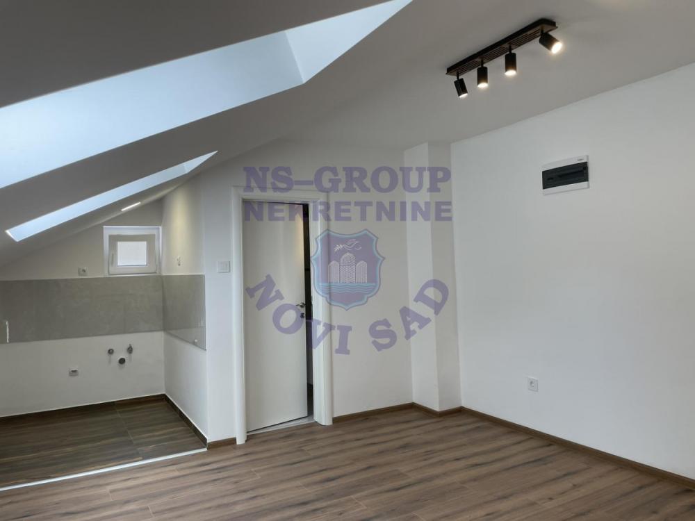 Slika 1 - Garsonjera 22m2 Centar - Novi Sad
