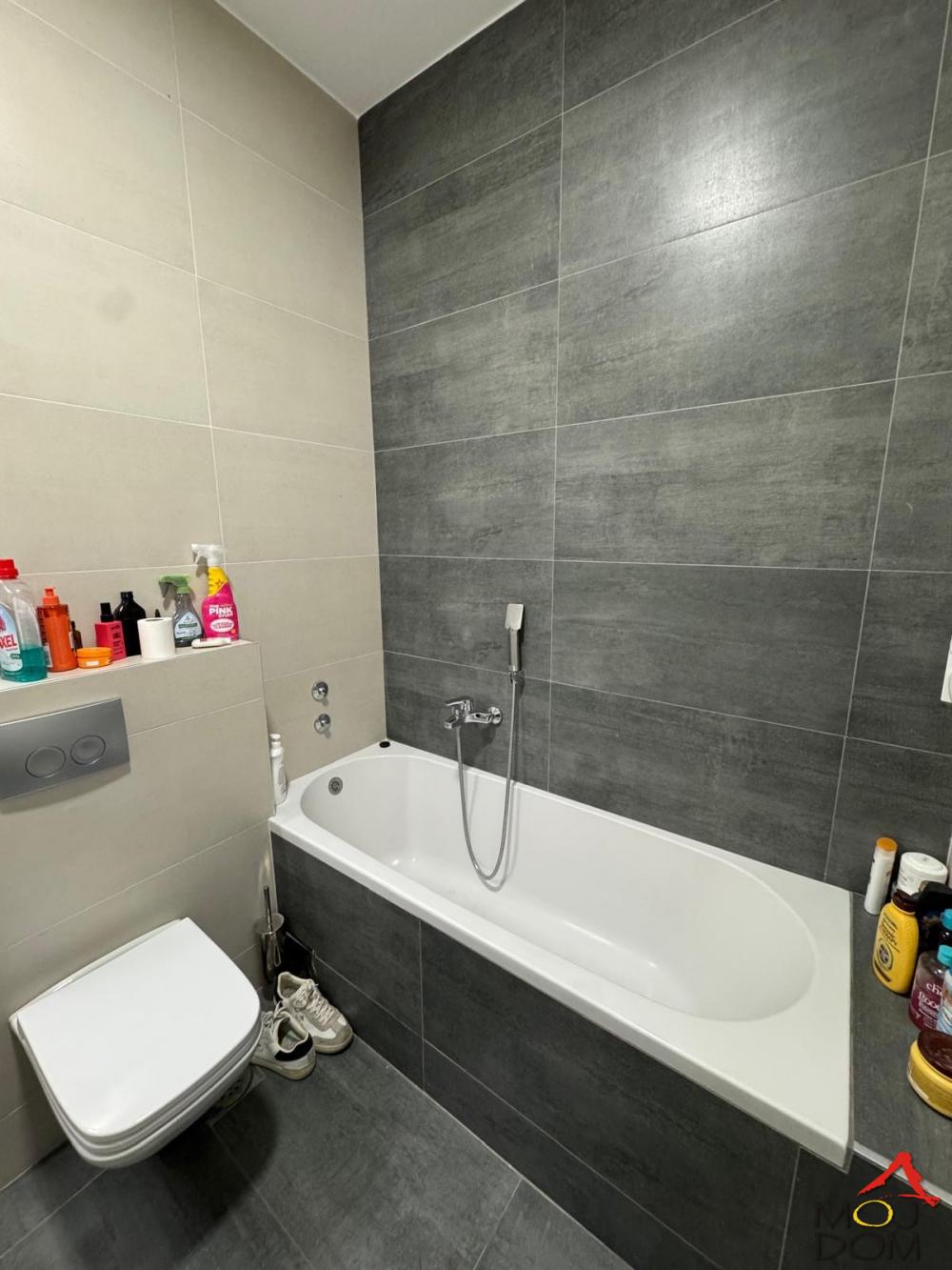 Slika 2 - Stan,NOVI SAD,SAJAM,kv: 97, € 309720, ID: 1032254