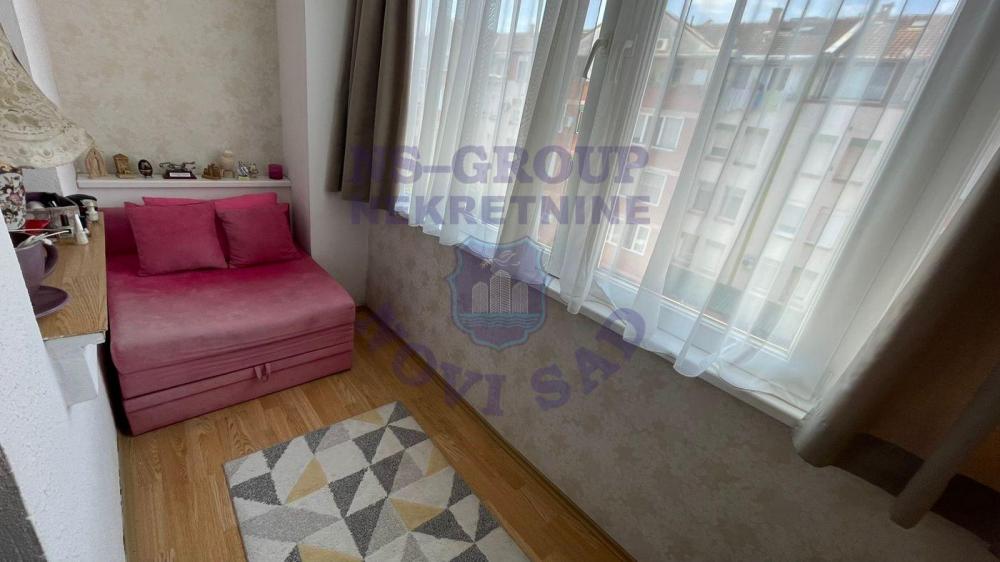 Slika 8 - Troiposoban stan na Novom Naselju 