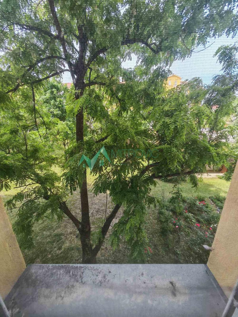 Slika 10 - Novo naselje, 40m2. Jednoiposoban stan. 