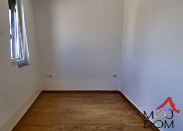 Slika 4 - Stan,NOVI SAD,TELEP,kv: 154, € 350100, ID: 1032279