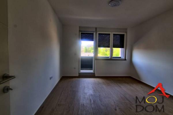 Slika 8 - Stan,NOVI SAD,TELEP,kv: 154, € 350100, ID: 1032279