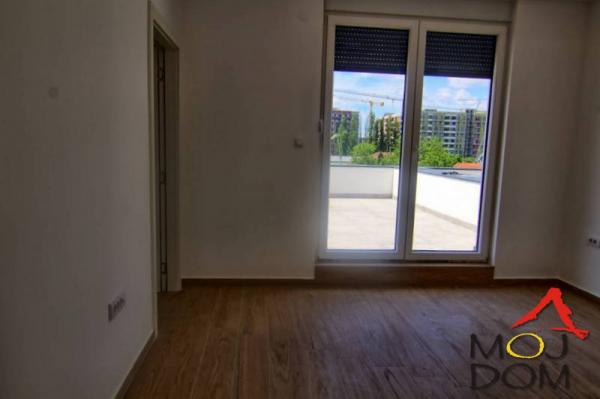Slika 5 - Stan,NOVI SAD,TELEP,kv: 154, € 350100, ID: 1032279