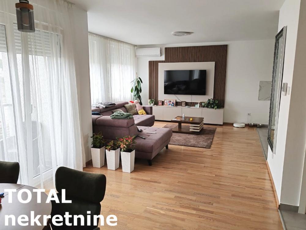 Slika 1 - Stan,PETROVARADIN,PETROVARADIN,kv: 107.00, € 239500, ID: 1102494