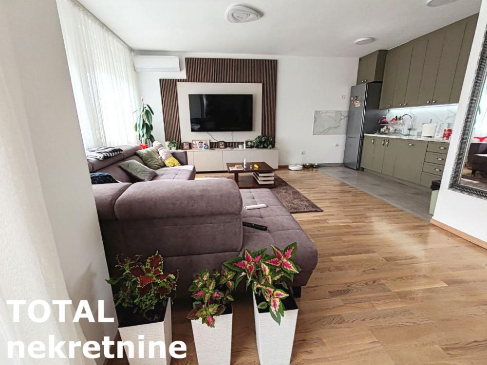 Slika 4 - Stan,PETROVARADIN,PETROVARADIN,kv: 107.00, € 239500, ID: 1102494