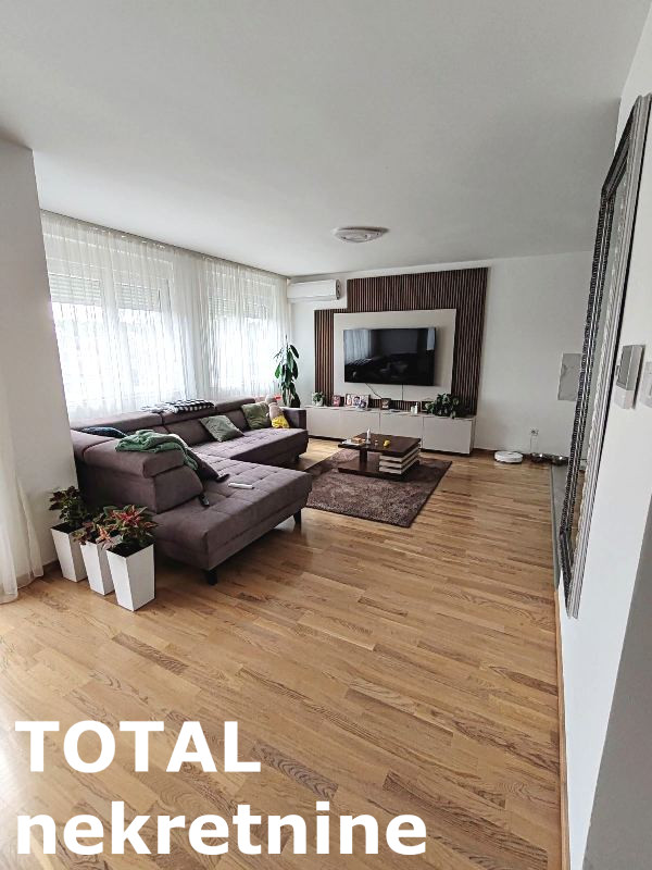 Slika 2 - Stan,PETROVARADIN,PETROVARADIN,kv: 107.00, € 239500, ID: 1102494