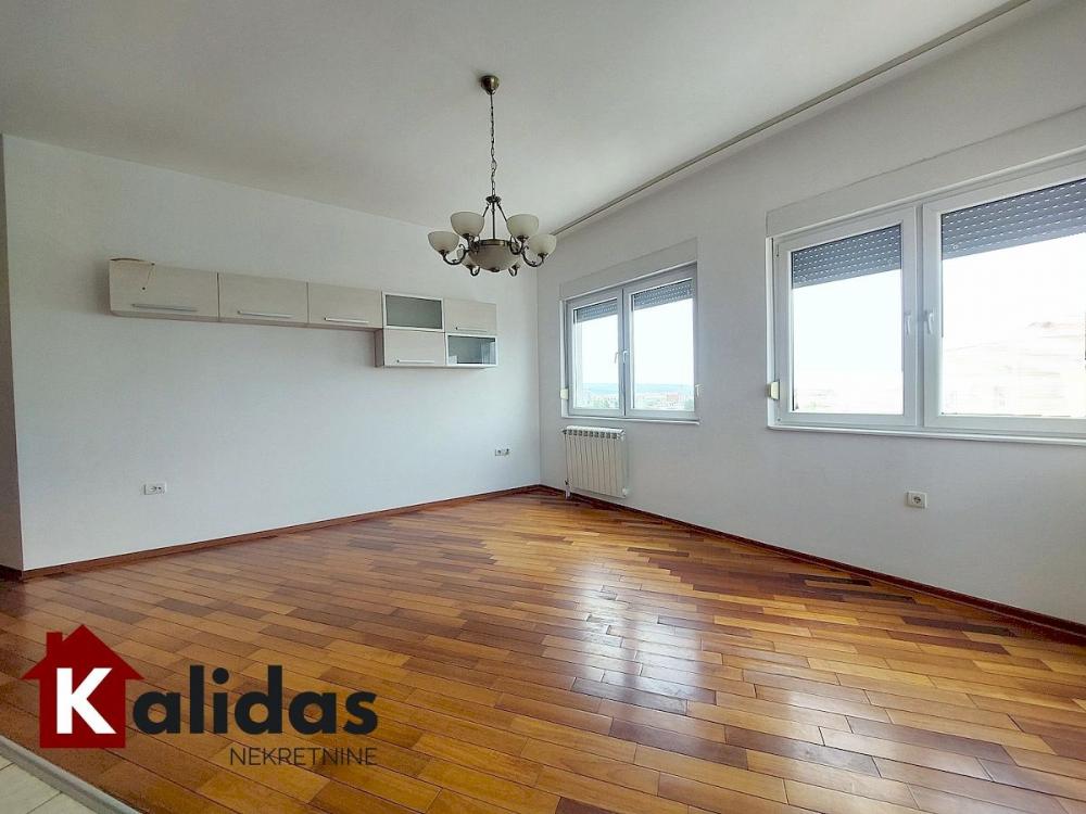 Slika 4 - Stan,NOVI SAD,BULEVAR EVROPE,kv: 67, € 170000, ID: 1008792