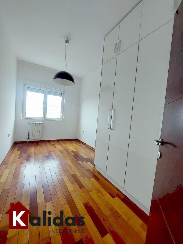 Slika 9 - Stan,NOVI SAD,BULEVAR EVROPE,kv: 67, € 170000, ID: 1008792