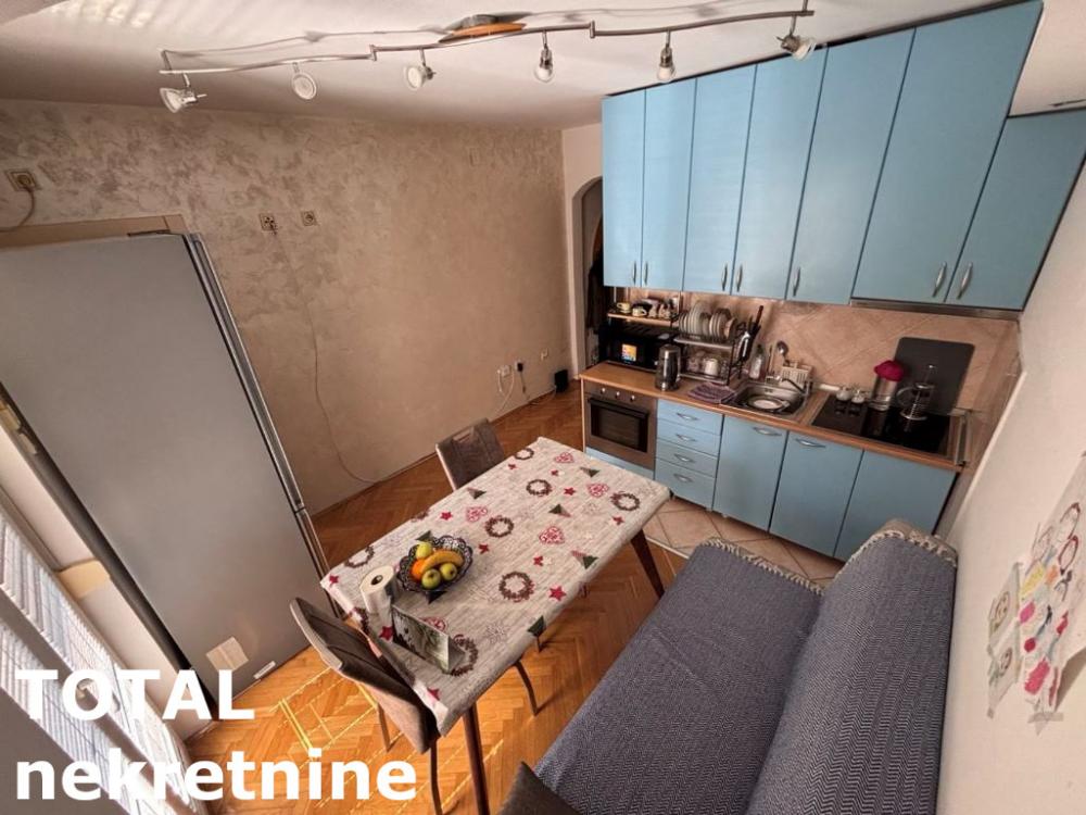 Slika 9 - Stan,NOVI SAD,CARA DUSANA,kv: 48.00, € 120000, ID: 1102405