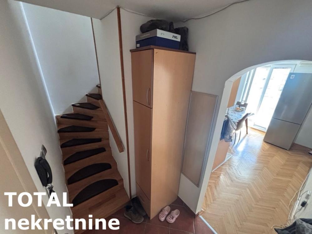 Slika 3 - Stan,NOVI SAD,CARA DUSANA,kv: 48.00, € 120000, ID: 1102405