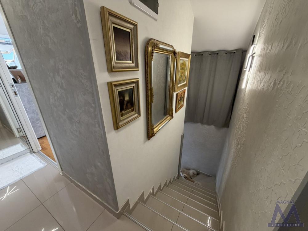Slika 7 - Stan,NOVI SAD,NOVO NASELJE,kv: 95, € 195000, ID: 1019370