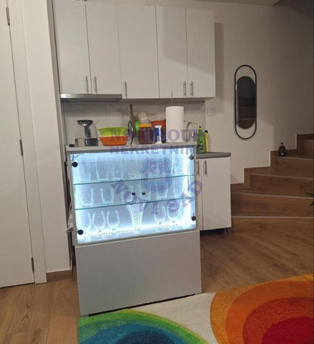Slika 3 - Dvosoban, 44m2, Veternik Novi Sad, sa terasom, ima lift