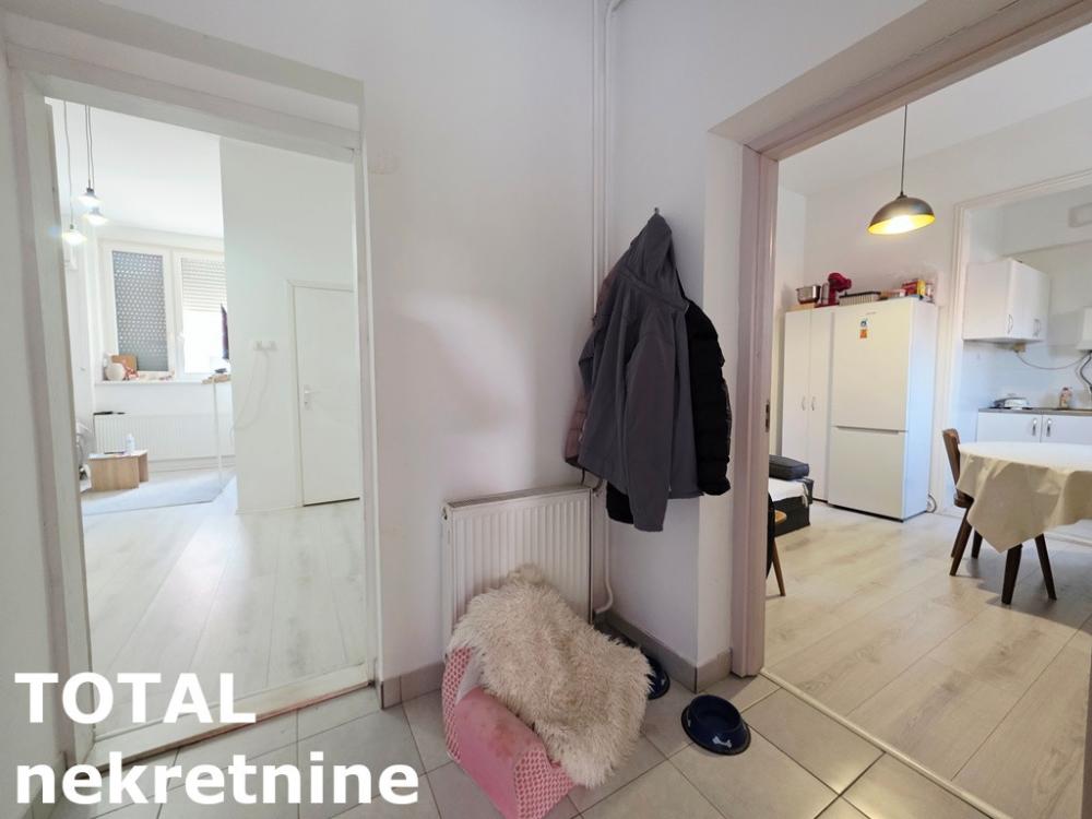 Slika 8 - Stan,NOVI SAD,PODBARA,kv: 62.00, € 130000, ID: 1100055