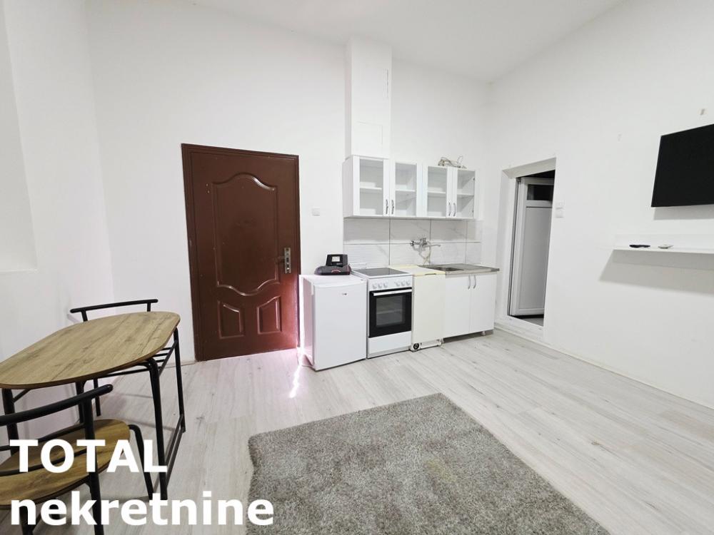 Slika 11 - Stan,NOVI SAD,PODBARA,kv: 62.00, € 130000, ID: 1100055