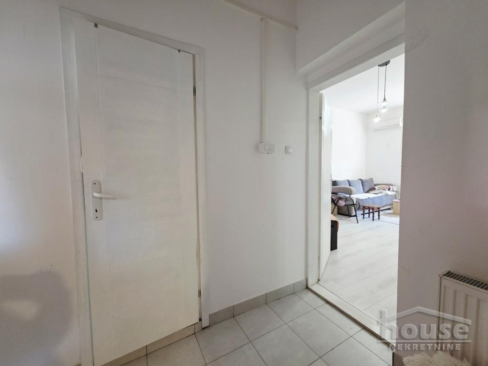 Slika 9 - Stan,NOVI SAD,PODBARA,kv: 62.00, € 130000, ID: 1063207