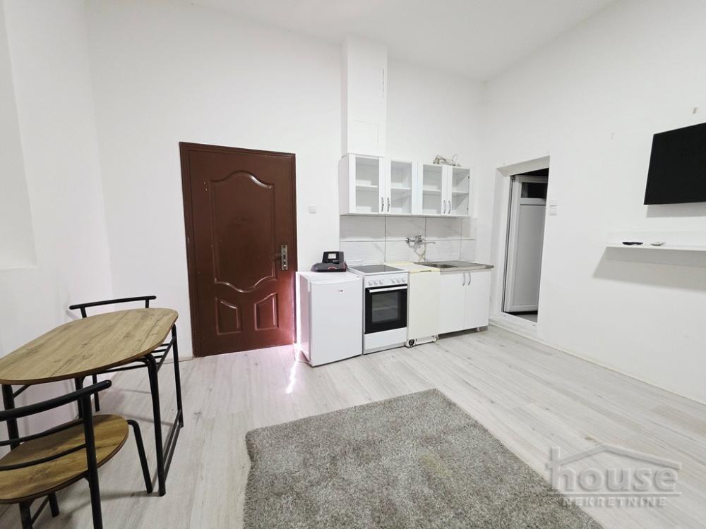 Slika 11 - Stan,NOVI SAD,PODBARA,kv: 62.00, € 130000, ID: 1063207