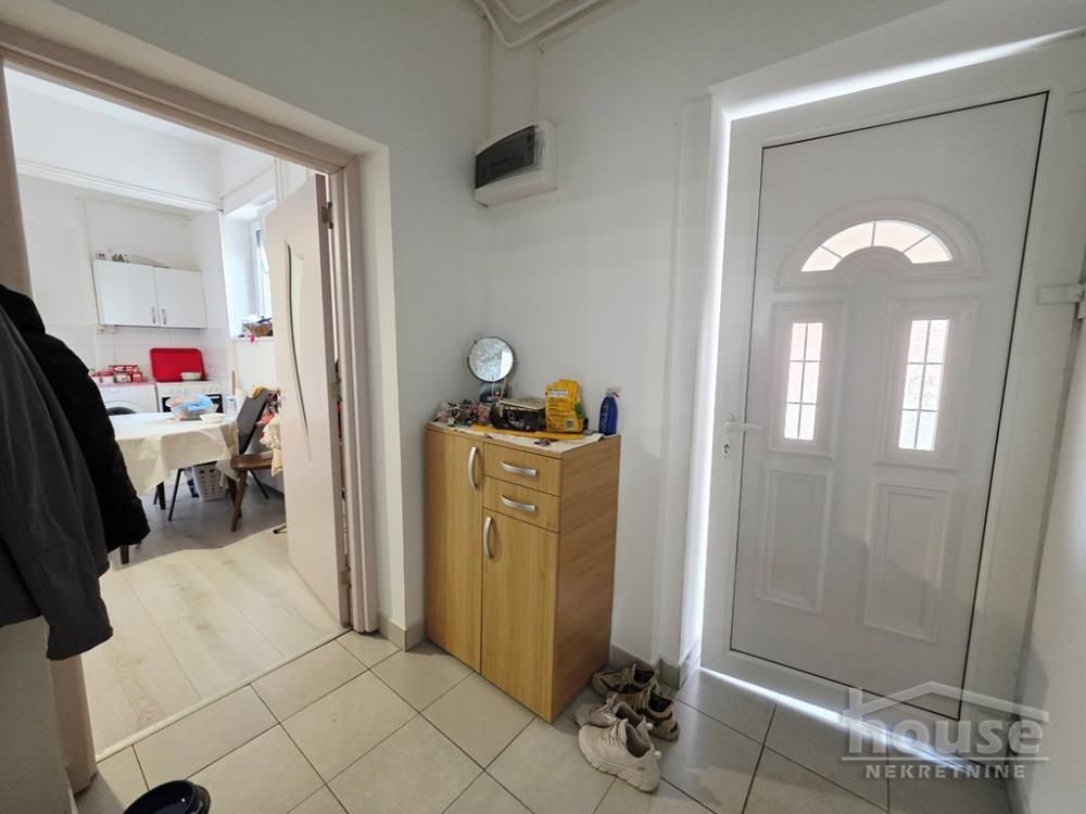 Slika 10 - Stan,NOVI SAD,PODBARA,kv: 62.00, € 130000, ID: 1063207