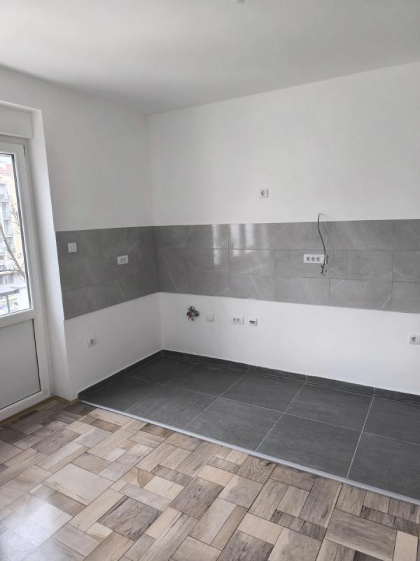 Slika 5 - Stan,NOVI SAD,GRBAVICA,kv: 64.00, € 175100, ID: 1059204