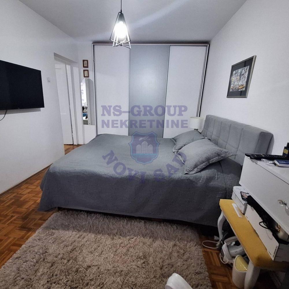 Slika 7 - Kompletno namješten dvosoban stan na Staroj Detelinari!