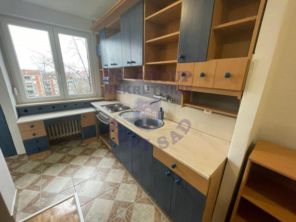 Slika 5 - Odlican trosoban stan na Novom Naselju!