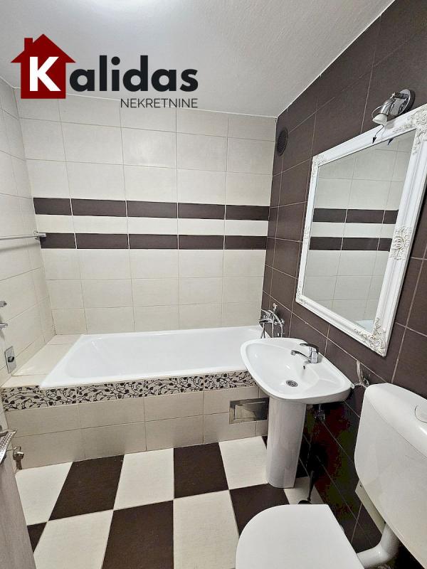 Slika 9 - Stan,NOVI SAD,ŠONSI,kv: 60, € 149900, ID: 1008793
