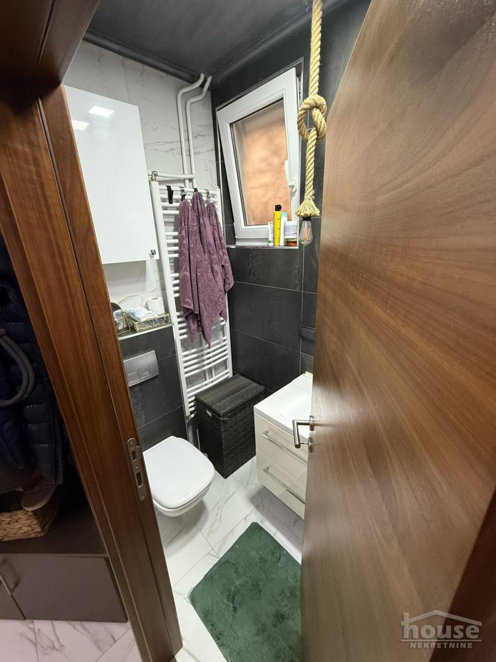 Slika 8 - Stan,NOVI SAD,CENTAR,kv: 42.00, € 141000, ID: 1065712