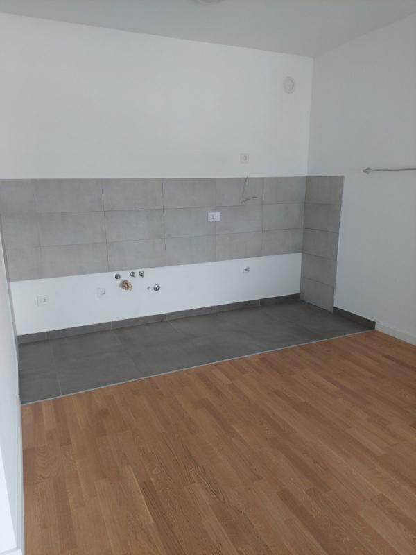Slika 3 - Stan,NOVI SAD,NOVO NASELJE,kv: 44.00, € 131840, ID: 1059455