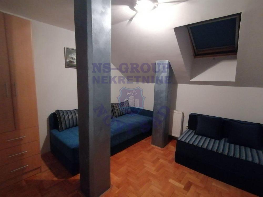 Slika 7 - Troiposoban, 87m2, Bulevar oslobođenja Novi Sad, sa terasom