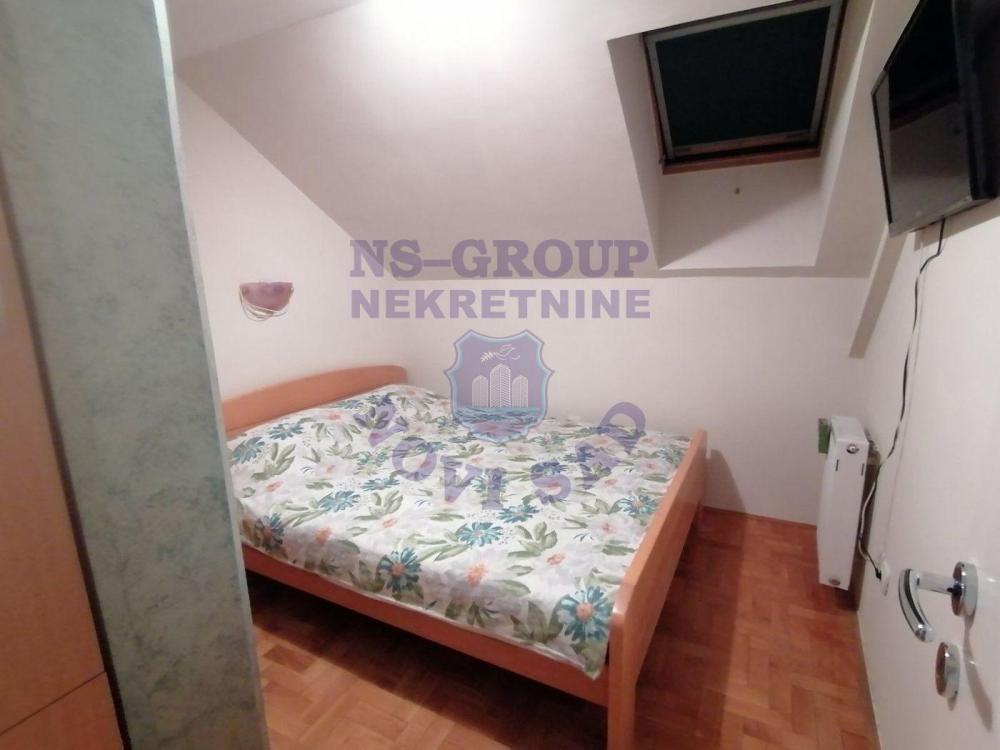 Slika 9 - Troiposoban, 87m2, Bulevar oslobođenja Novi Sad, sa terasom