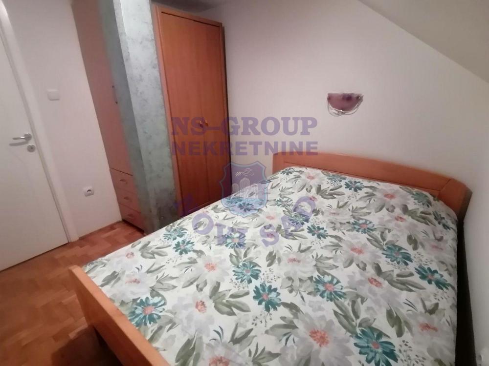 Slika 8 - Troiposoban, 87m2, Bulevar oslobođenja Novi Sad, sa terasom