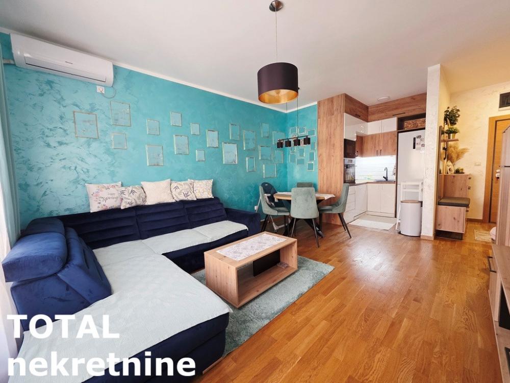 Slika 2 - Stan,NOVI SAD,CARA DUSANA,kv: 59.00, € 200000, ID: 1102639