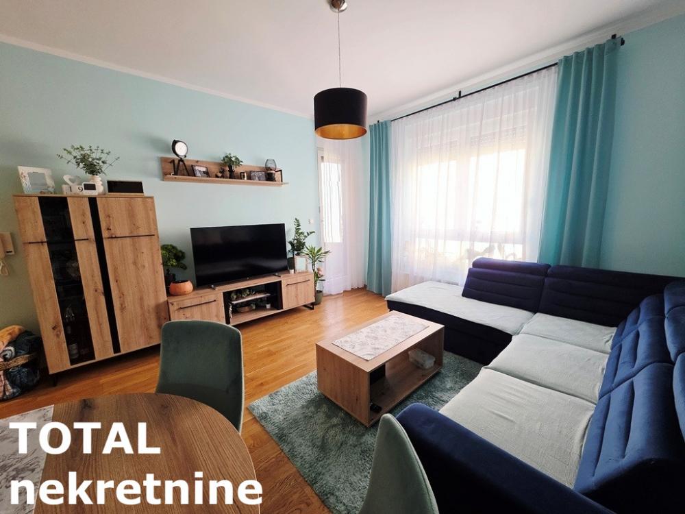 Slika 3 - Stan,NOVI SAD,CARA DUSANA,kv: 59.00, € 200000, ID: 1102639