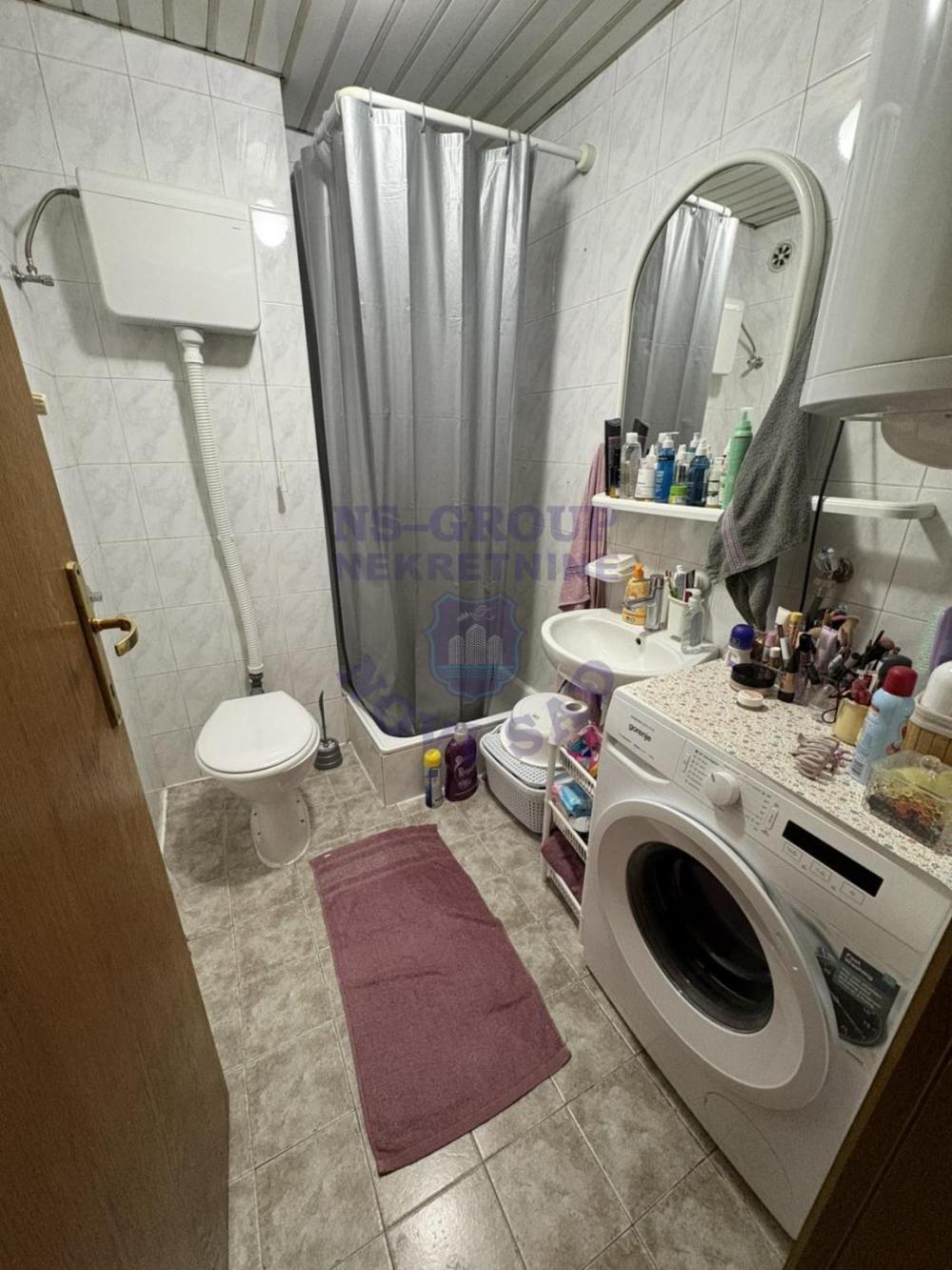 Slika 2 - Jednosoban, 33m2, Podbara Novi Sad, sa terasom