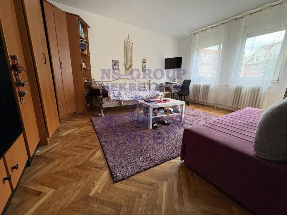 Slika 5 - Jednosoban, 33m2, Podbara Novi Sad, sa terasom