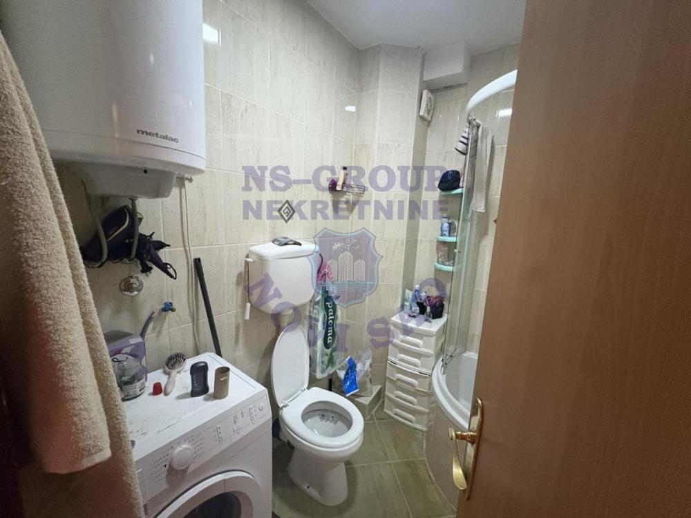 Slika 2 - Dvoiposoban, 51m2, Bulevar Evrope Novi Sad