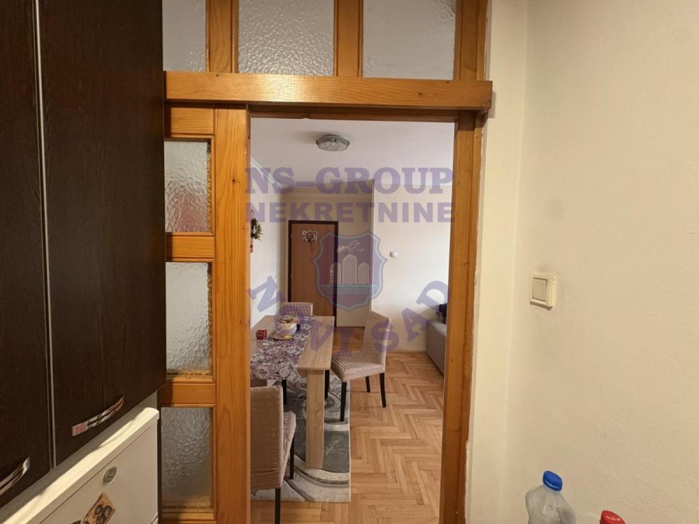 Slika 8 - Dvoiposoban, 51m2, Bulevar Evrope Novi Sad