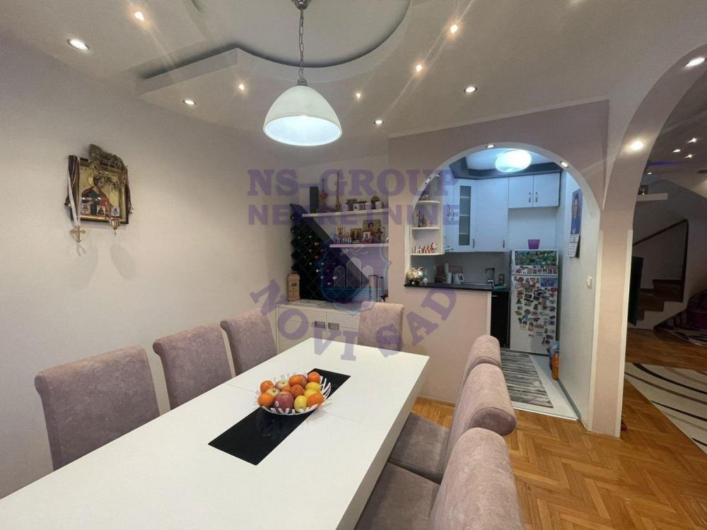 Slika 3 - Trosoban, 70m2, Nova Detelinara Novi Sad, sa terasom, ima lift
