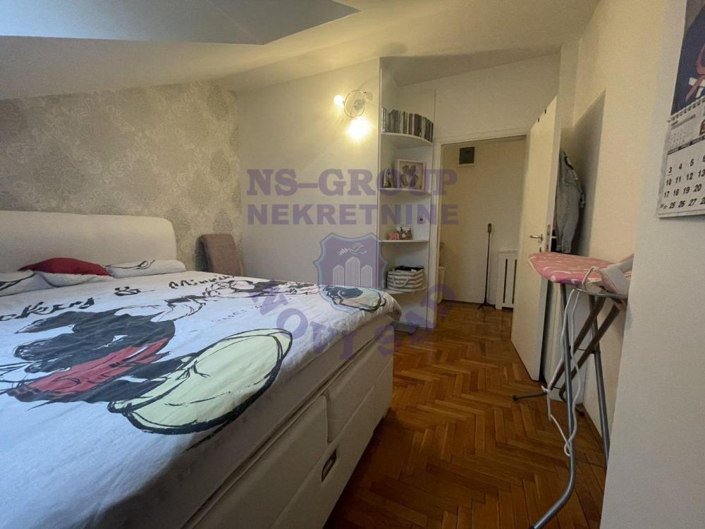 Slika 7 - Trosoban, 70m2, Nova Detelinara Novi Sad, sa terasom, ima lift