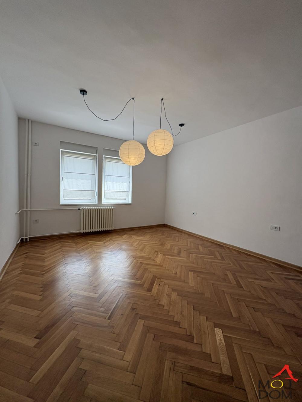 Slika 2 - Stan,NOVI SAD,KEJ,kv: 80, € 230720, ID: 1032154