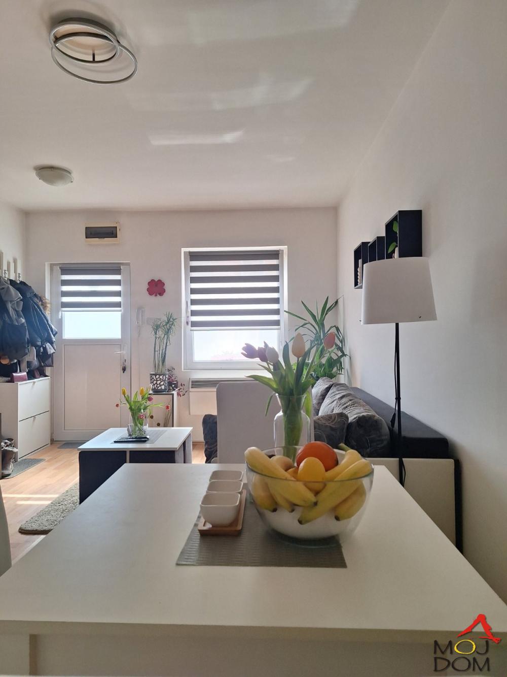 Slika 3 - Stan,NOVI SAD,TELEP,kv: 50, € 128750, ID: 1032285