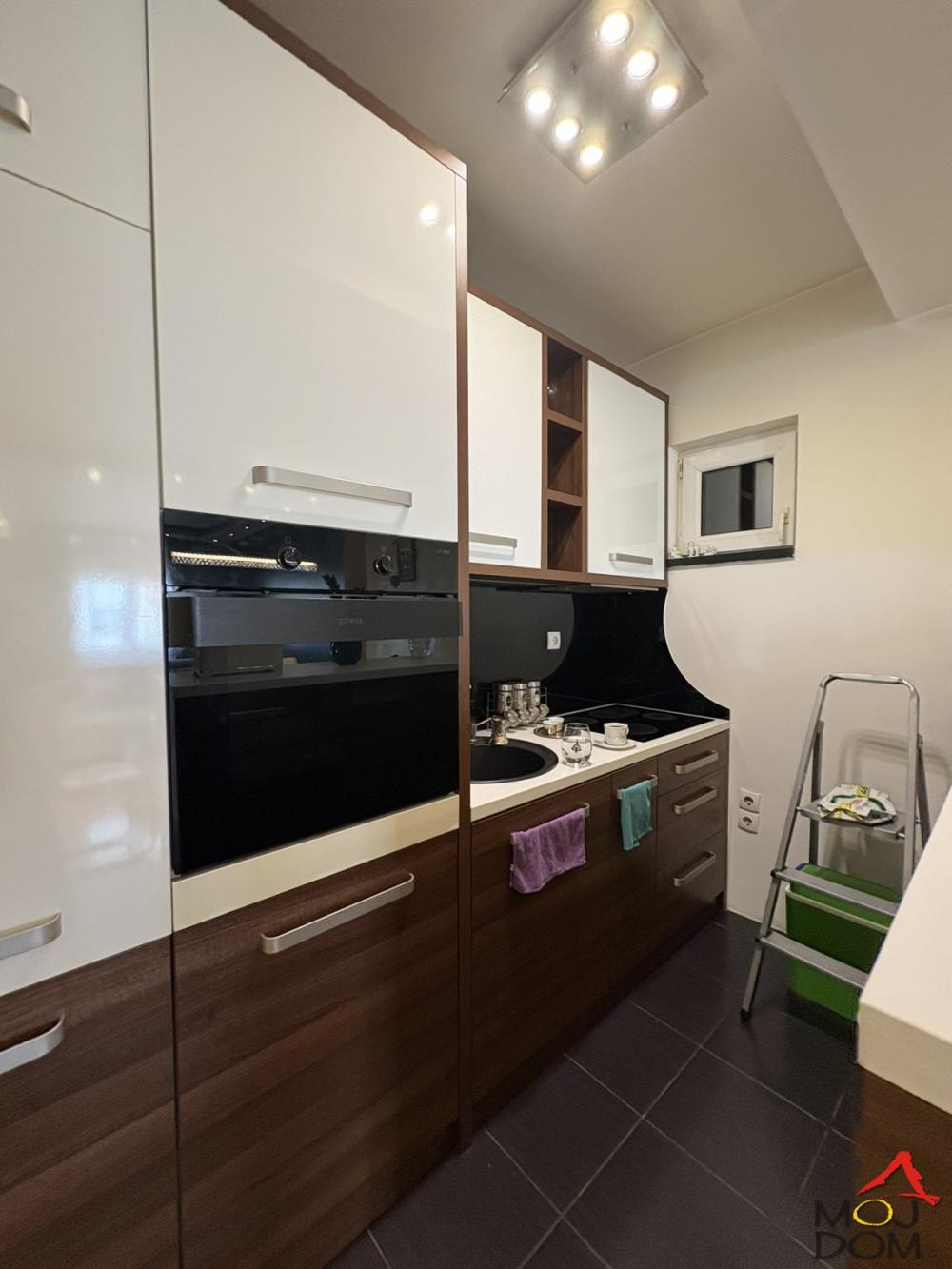 Slika 3 - Stan,NOVI SAD,NOVA DETELINARA,kv: 57, € 193640, ID: 1032283