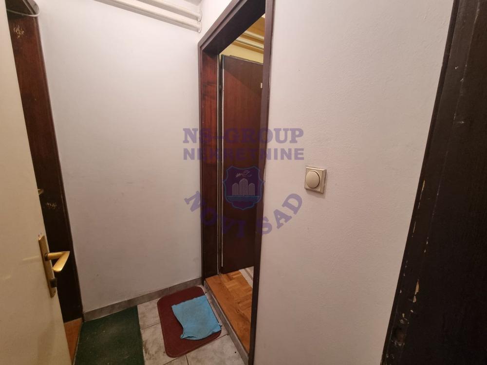 Slika 2 - Jednoiposoban, 29m2, Novo naselje Novi Sad