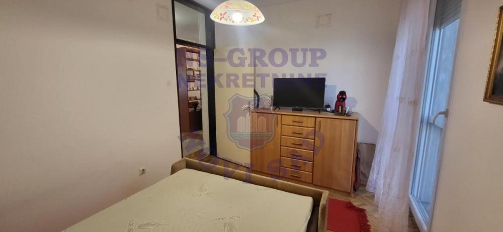 Slika 6 - Odličan trosoban stan na Novom Naselju! 