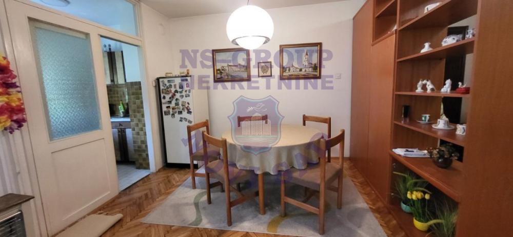 Slika 2 - Odličan trosoban stan na Novom Naselju! 