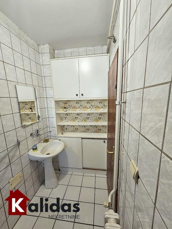 Slika 8 - Stan,NOVI SAD,SAJAM,kv: 30, € 82400, ID: 1008796