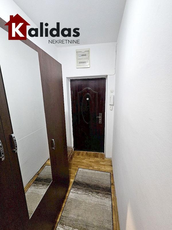 Slika 6 - Stan,NOVI SAD,SAJAM,kv: 30, € 82400, ID: 1008796