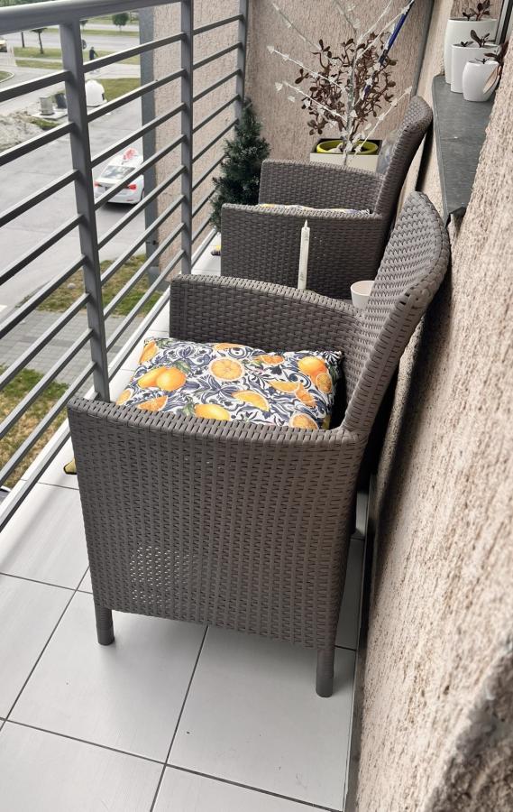 Slika 8 - Dvosoban namešten stan na Novoj Detelinari