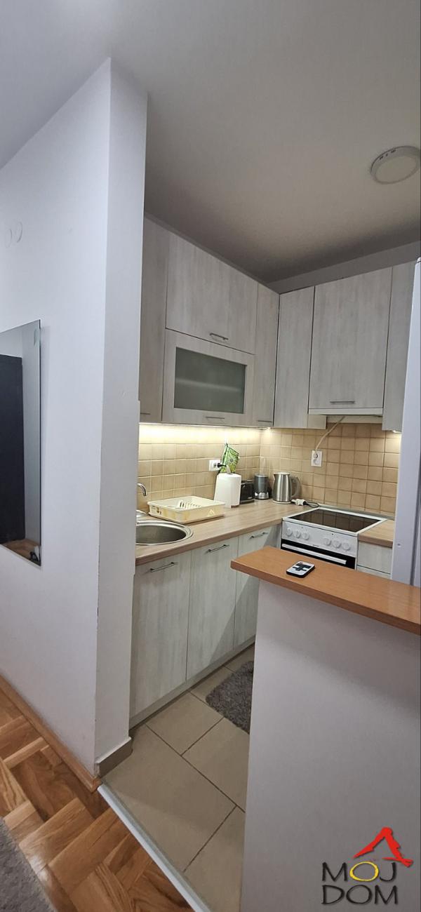 Slika 3 - Stan,NOVI SAD,NOVA DETELINARA,kv: 50, € 172000, ID: 1032253