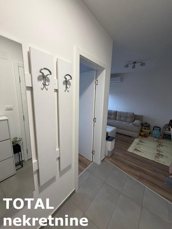 Slika 9 - Stan,NOVI SAD,ADICE,kv: 29.00, € 78000, ID: 1102648